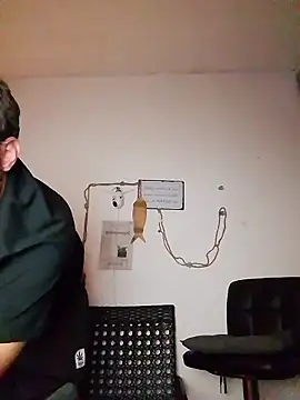 Snapshot of Codymc89 chatting on January 18, 3:54 am Codymc89 online show from January 18, 3:54 am