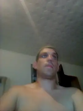 Snapshot of Codymc89 chatting on June 25, 5:12 am Codymc89 online show from June 25, 5:12 am
