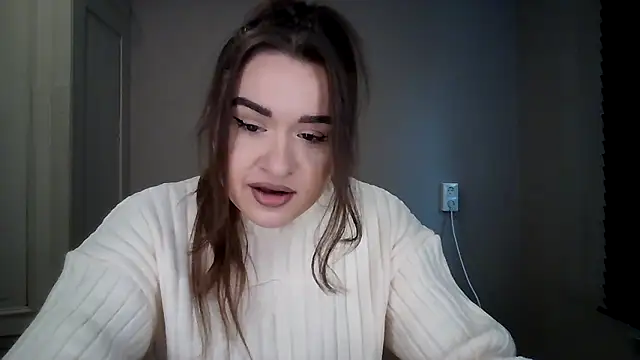 avajade online show from November 18, 9:58 am