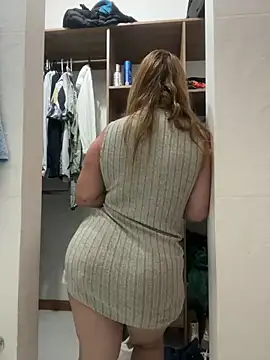 moniquerainx online show from February 13, 2:56 am