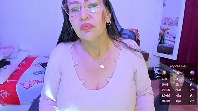 esmeralda milf online show from January 15, 3:16 pm