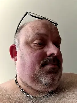 Snapshot of Bibear197511 chatting on May 26, 2:13 pm Bibear197511 online show from May 26, 2:13 pm