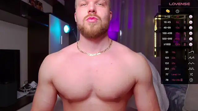 Snapshot of Chrisx_X chatting on January 31, 3:09 am Chrisx X online show from January 31, 3:09 am