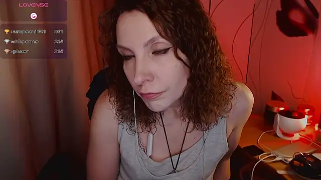 JohansonKatie online show from January 31, 4:14 am