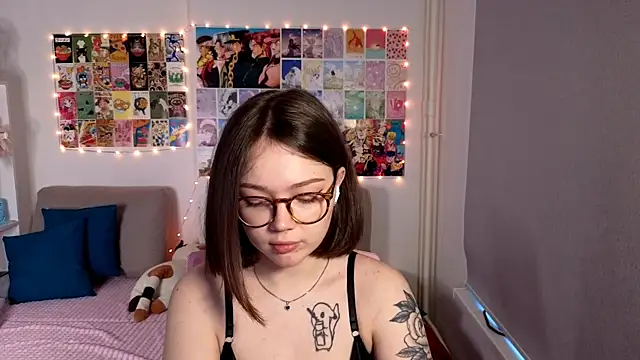 MilenaSaint online show from March 1, 6:35 am