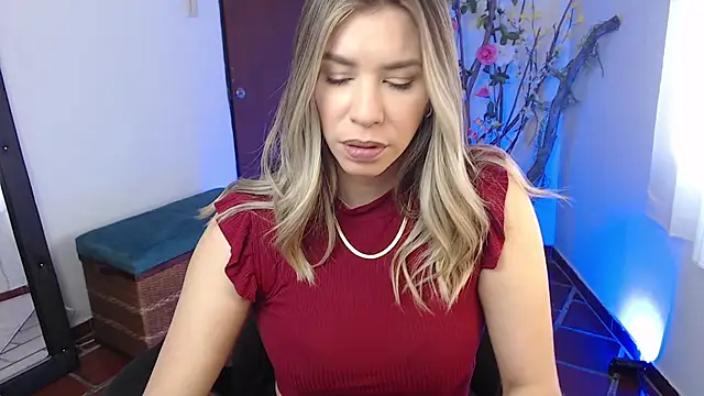 ms sofia x online show from October 17, 3:47 pm