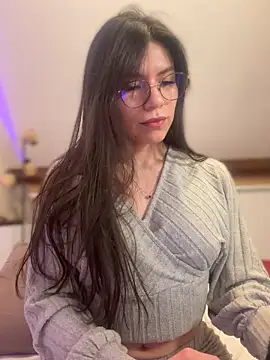 LalieFR online show from March 20, 6:57 pm