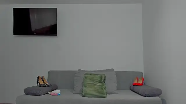 emilianna666 online show from March 10, 12:21 pm