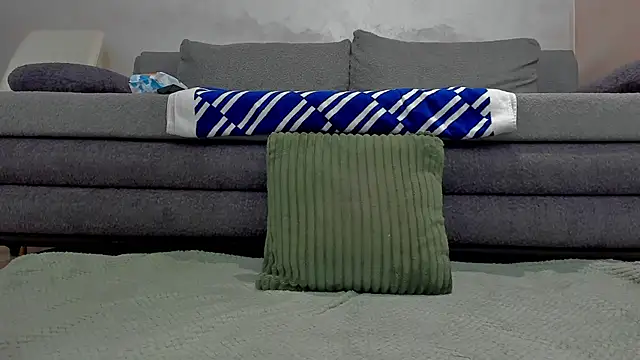 emilianna666 online show from April 8, 11:32 am