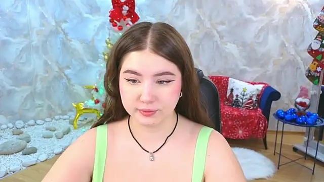 NicoleFoxery online show from December 19, 6:15 pm