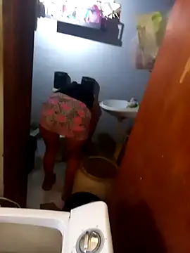 Snapshot of sexicaribe2 chatting on December 15, 3:20 pm sexicaribe2 online show from December 15, 3:20 pm