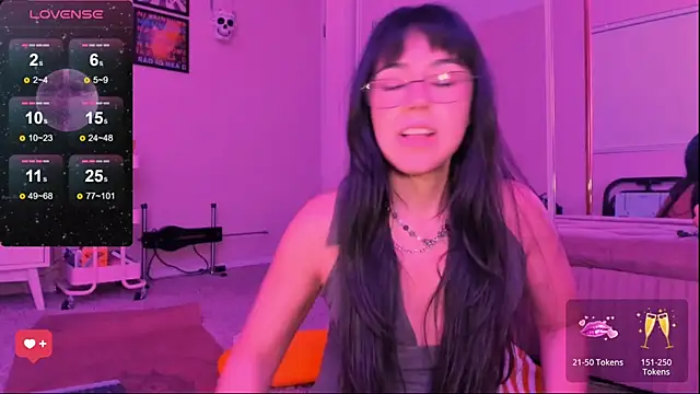 Evie-Luna online show from March 1, 4:37 am