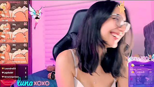 Snapshot of Luniverse chatting on March 9, 1:04 am Luniverse online show from March 9, 1:04 am