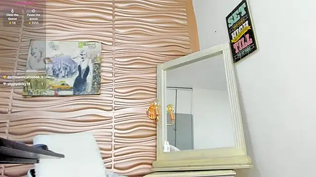 mia pineda online show from February 23, 4:04 pm