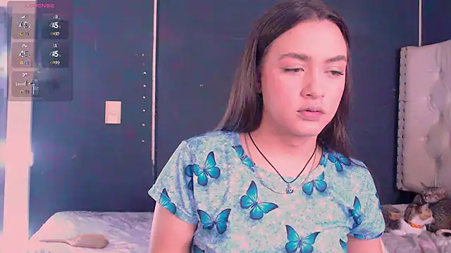 valen thompson online show from December 11, 4:07 am