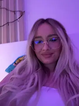 mollyxxx online show from January 7, 4:50 am