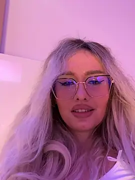 mollyxxx online show from January 14, 6:13 am