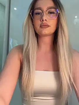 mollyxxx online show from March 9, 3:21 am