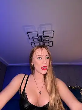 RockQueen A online show from April 11, 4:06 am