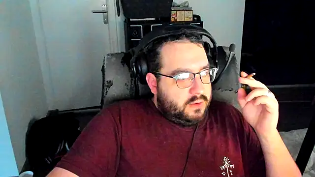 Snapshot of bears549a chatting on January 19, 7:46 am bears549a online show from January 19, 7:46 am