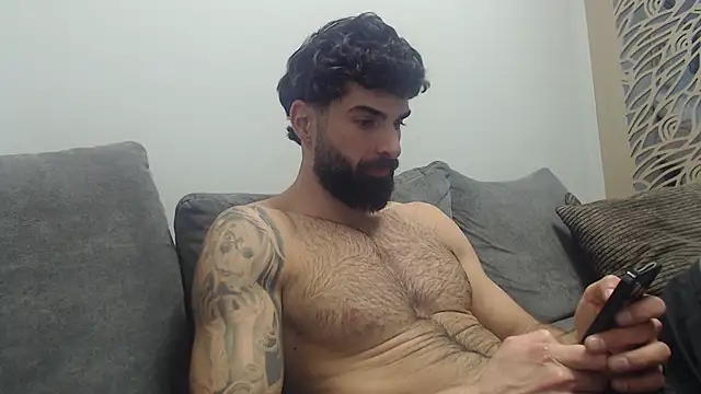 Verycutex online show from February 9, 2:43 pm