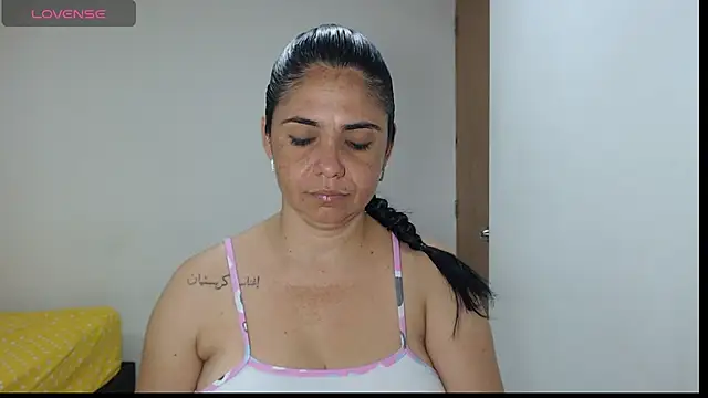 selena ferri online show from September 29, 10:03 pm