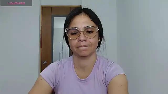 selena ferri online show from March 22, 9:40 pm