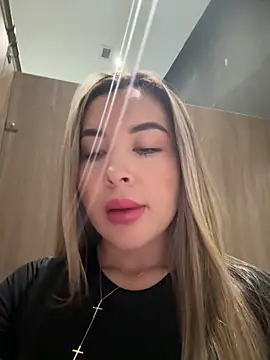 Snapshot of Alexa_seexy1 chatting on February 10, 1:03 am Alexa seexy1 online show from February 10, 1:03 am