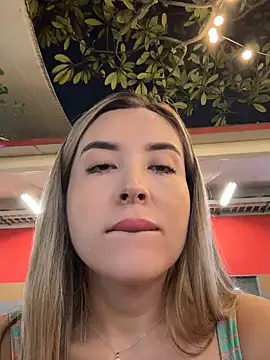 Snapshot of Alexa_seexy1 chatting on February 12, 11:51 pm Alexa seexy1 online show from February 12, 11:51 pm