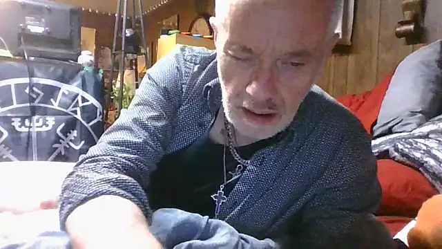 Makowboy online show from November 8, 11:58 pm