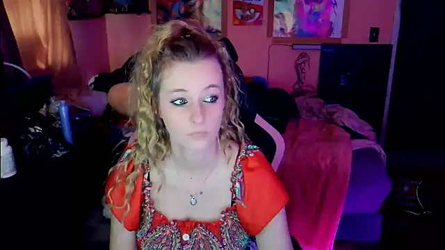 AsiaGoesPro online show from April 6, 10:33 pm