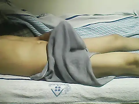 Snapshot of sebastian_aries chatting on January 6, 5:22 am sebastian aries online show from January 6, 5:22 am