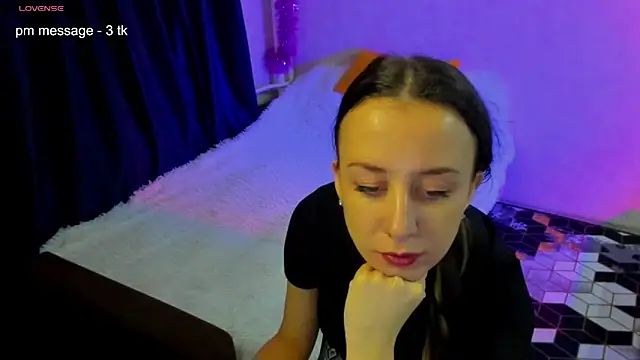 CurlySteph online show from February 2, 10:17 pm