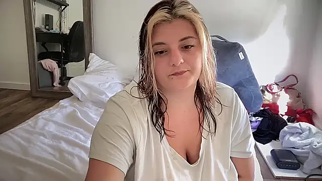 magicsparkles online show from January 28, 4:30 pm