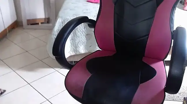 bustycarly online show from February 23, 5:50 pm