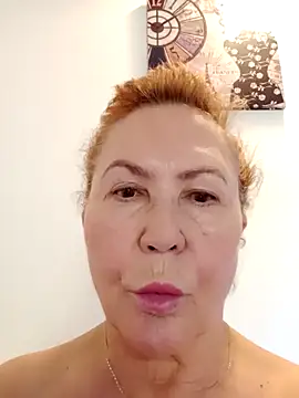 Hottie-Mom online show from October 14, 7:42 am