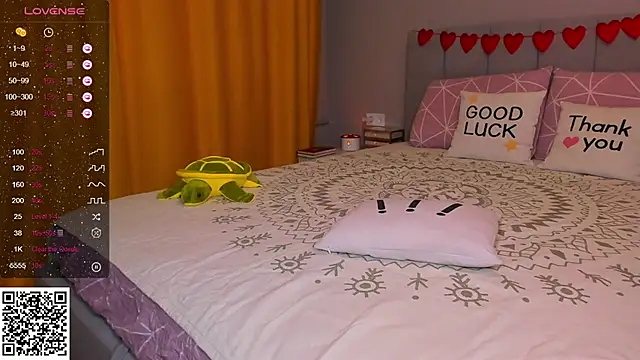 Snapshot of alishauki chatting on March 2, 4:53 pm alishauki online show from March 2, 4:53 pm