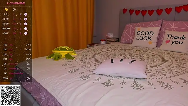 Snapshot of alishauki chatting on March 3, 7:32 am alishauki online show from March 3, 7:32 am