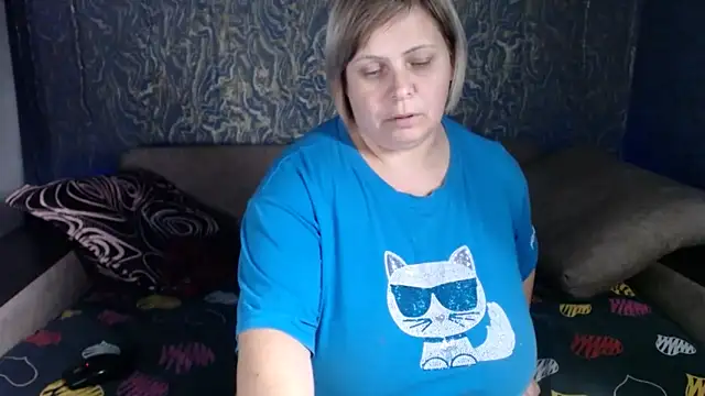 EvaCristal online show from November 11, 6:41 pm