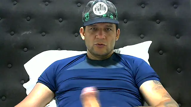 altenori112 online show from January 30, 9:58 pm