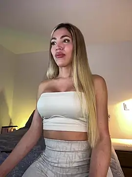 Snapshot of Kimy_Angel chatting on May 6, 1:36 am Kimy Angel online show from May 6, 1:36 am