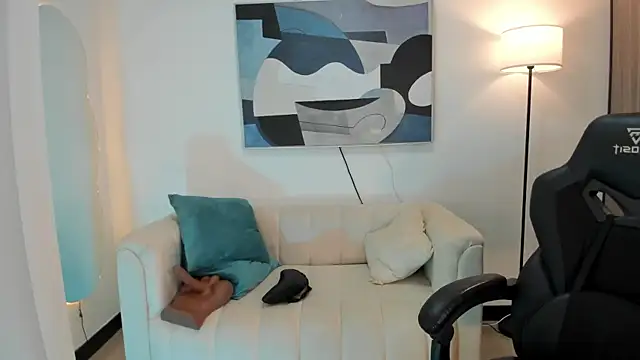 SaraParker  online show from February 6, 8:56 pm