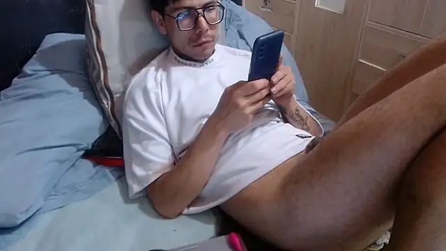 dannnyhot24 online show from January 5, 8:11 am