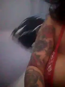 Snapshot of BIG_TITS_JADE chatting on October 29, 1:35 pm BIG TITS JADE online show from October 29, 1:35 pm