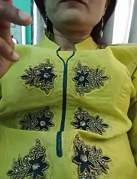 Snapshot of Manjushri35 chatting on January 9, 6:48 am Manjushri35 online show from January 9, 6:48 am