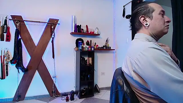 boy n girl online show from February 15, 9:05 am