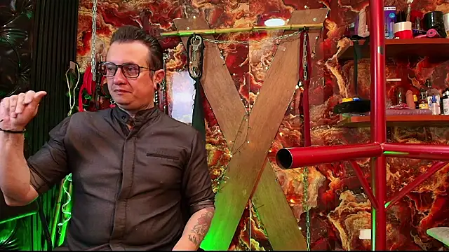 boy n girl online show from March 22, 11:35 am