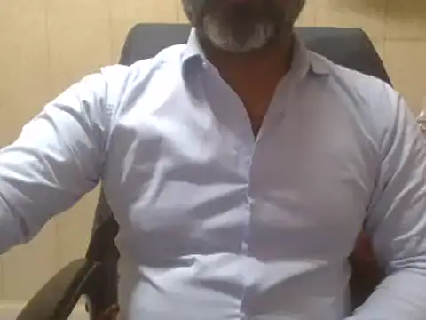 hairymaster95 online show from February 12, 7:13 am