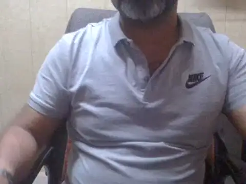 hairymaster95 online show from February 23, 7:00 am