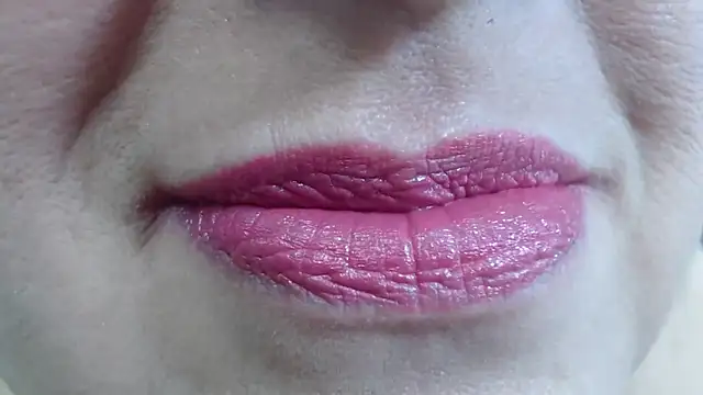 Kerly Doll online show from February 18, 1:18 pm